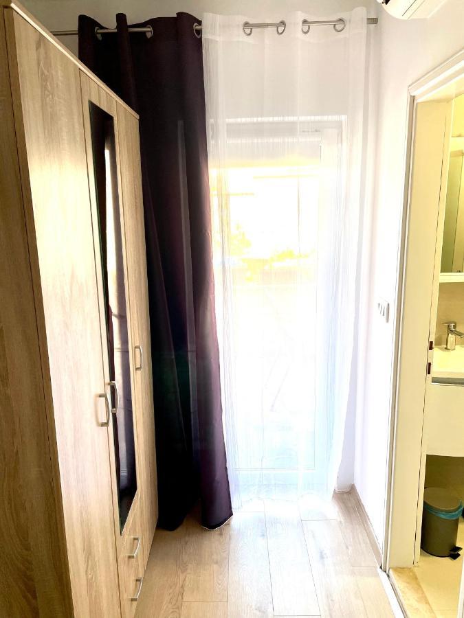 D&A Apartment With Private Swimming Pool Póla Kültér fotó